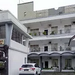 RedDoorz Syariah @ Hotel Kencana Tasikmalaya