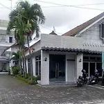 RedDoorz Syariah @ Hotel Kencana Tasikmalaya