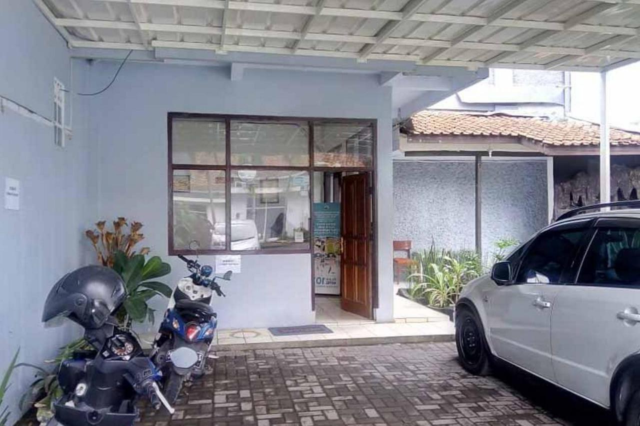 Reddoorz Syariah @ Kencana 2*